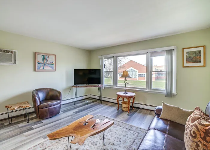 Cozy Couples Escape In Homewood: Pets Welcome! Дом отдыха