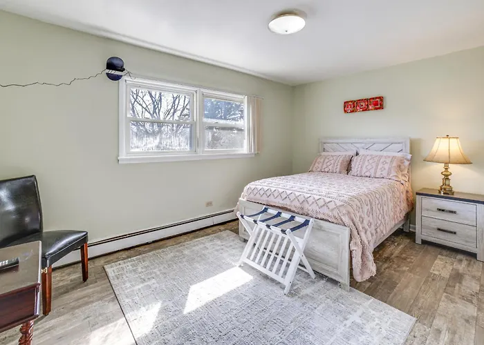 Cozy Couples Escape In Homewood: Pets Welcome! * Homewood