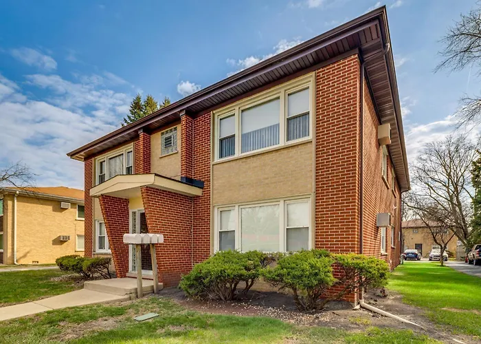 Cozy Couples Escape In Homewood: Pets Welcome! Дом отдыха *